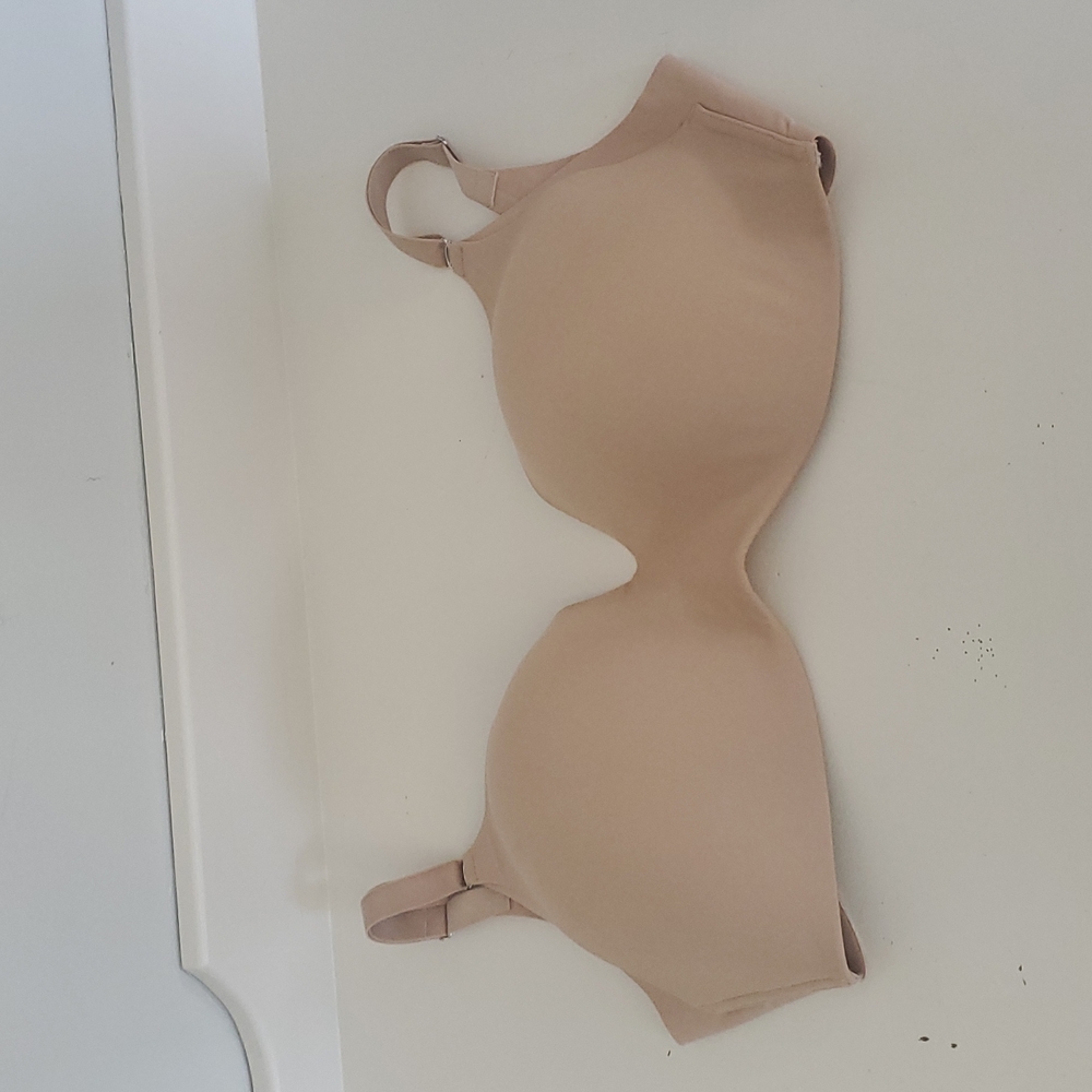 La Vie En Rose Sleekback tshirt bra 38 E in Nude